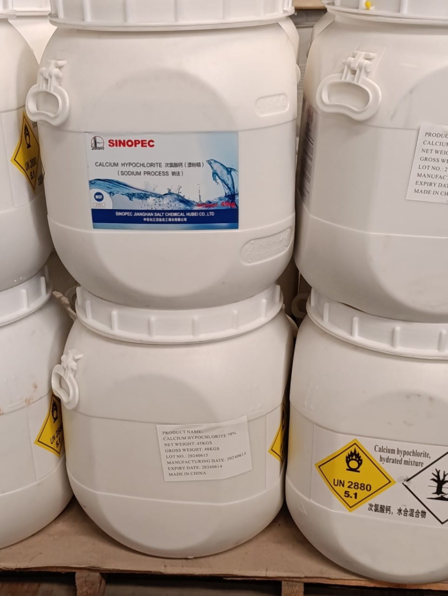 ca heo CHLORINE Cá Heo – Clorin 70% Sinopec